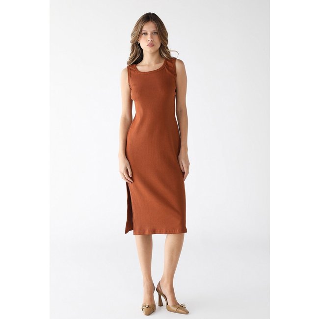 Vestido Midi Levosch De Alça E Fenda Ribana Caramelo