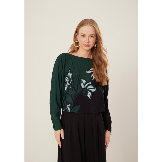 Blusa Curta Estampada Com Mangas Longas E Franzidos