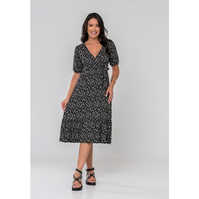 Vestido Aura Manuela Floral Delicado Preto