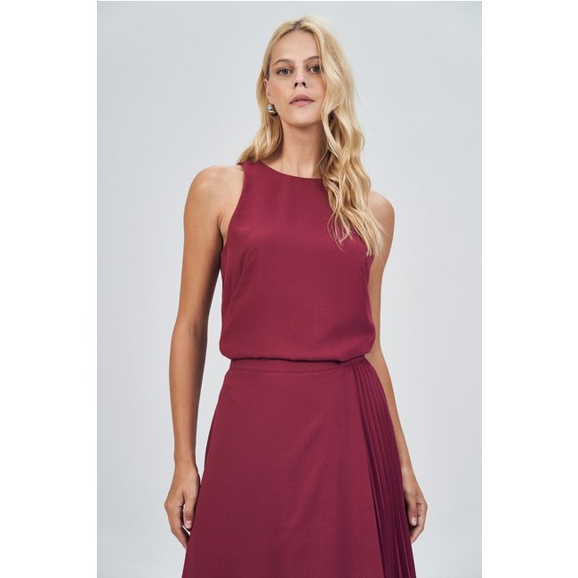 Blusa Cut Out Feminina Acostamento