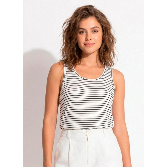 Blusa Regata Em Malha Canelada Listrada Quintess