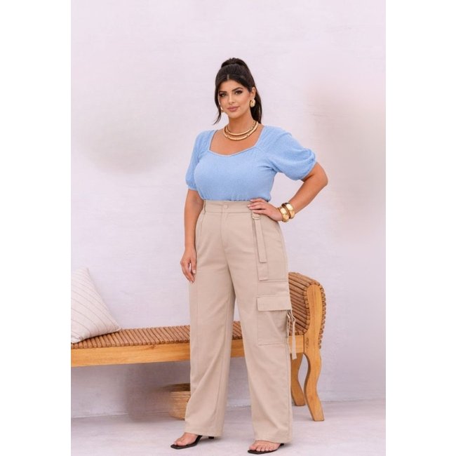 Calça Pantalona Plus Size Cargo com Cintura Alta Bege
