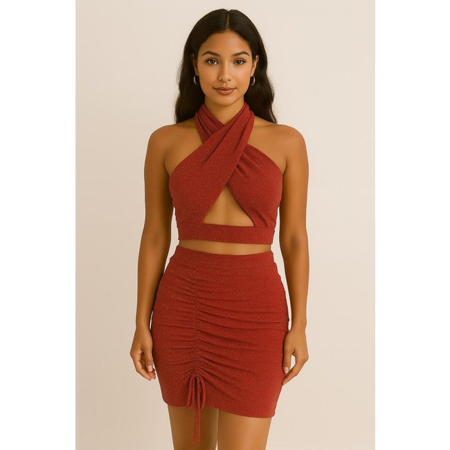 Conjunto Brilho Fatal -Copped Transpassado e Saia Lurex