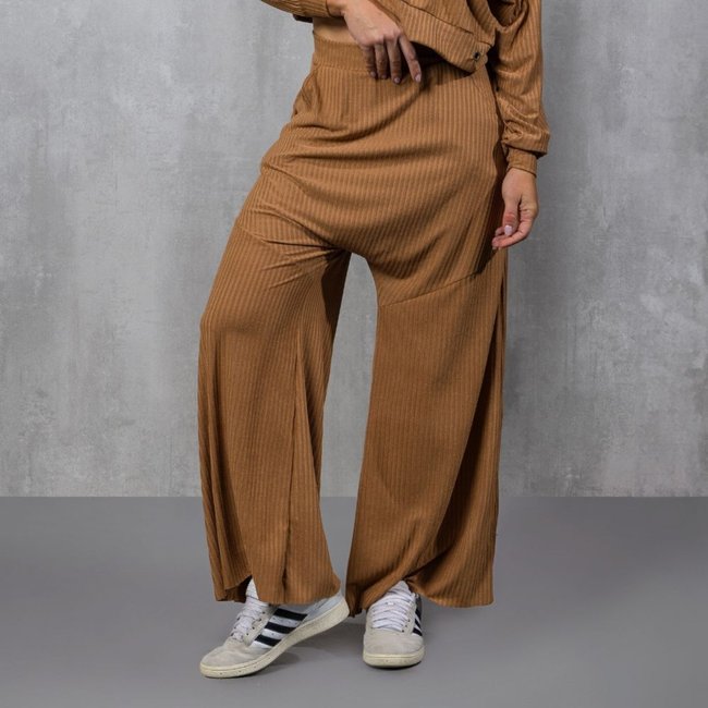 Calça De Chelles Gancho Deslocado Recorte Bolso FT1152CA