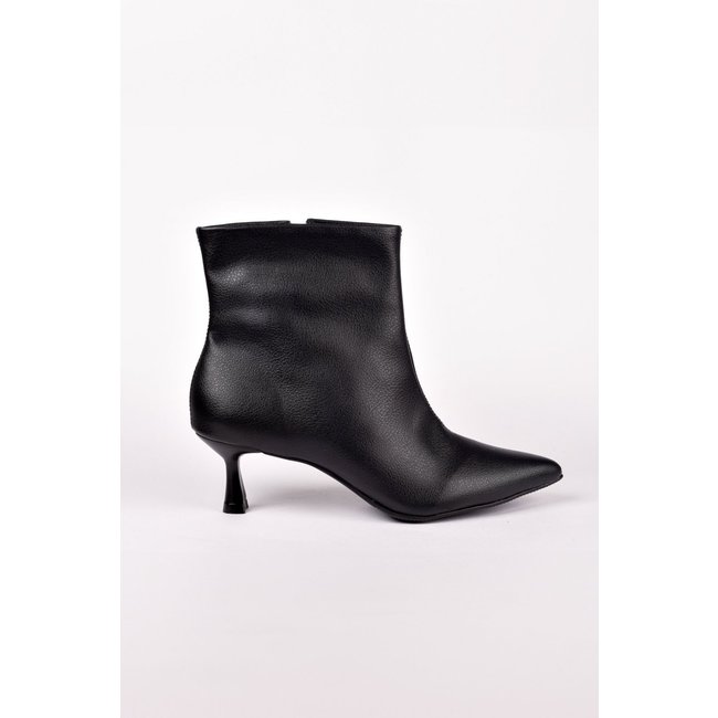 Bota Jasmin Salto Fino Cano Baixo