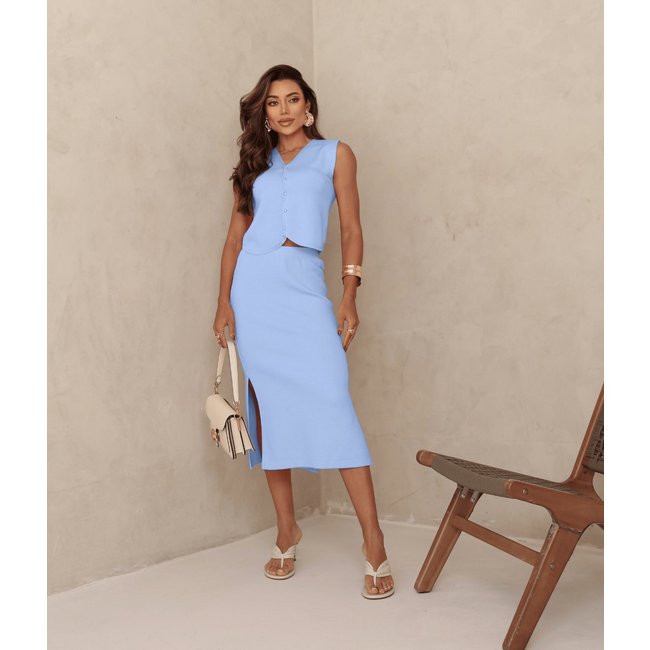 Conjunto Cherry Line Duas Peças Blusa Colete Botão Peróla Sem Manga Saia Midi Fenda Tricô Azul Claro