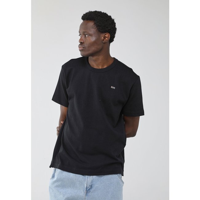 Camiseta Fila Regular Essential Ev Preta