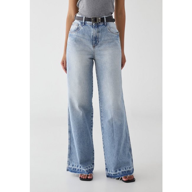 Calça Jeans Feminina My Favorite Wide Leg High Azul Claro