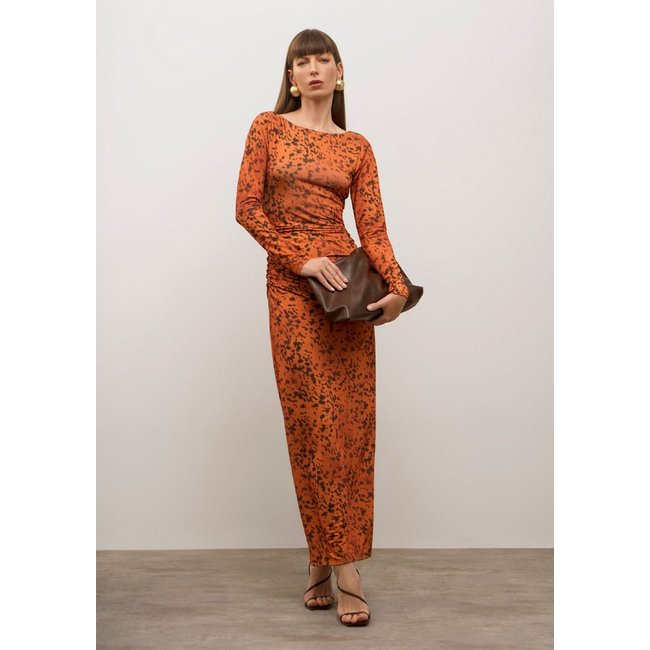 Vestido Iódice Ajustado Gola Alta Manga Longa Longo Laranja