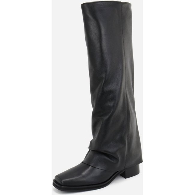 Bota Feminina Cano Longo Em Couro Bico Quadrado Sutil Lisa Conforto Maria Paula Preto
