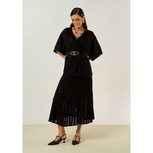Saia Maria Valentina Evasê Baixa Midi Preto