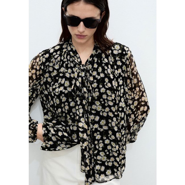Camisa Mango Reta Belle Preta