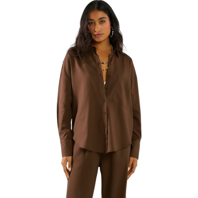 Camisa Oversized com Bolso Colcci CLC Marrom Truffle