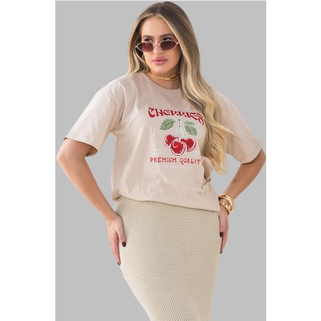 Blusa Feminina Oversized Cianitas Chocolate Estampa Always Cherries