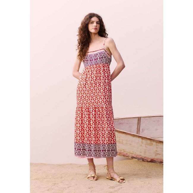 Vestido CaCay Midi Decote Reto Vermelho