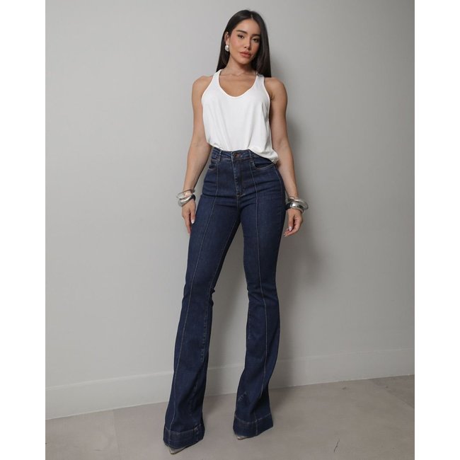 Calça Jeans Flare Feminina com Nervura e Barra Larga 25244 Escura Consciência