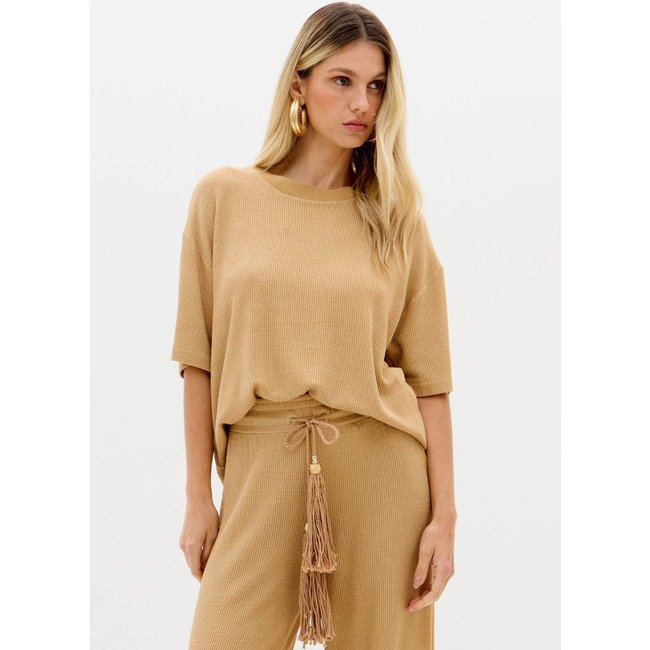 Blusa Oversized Mangas Curtas Lança Perfume