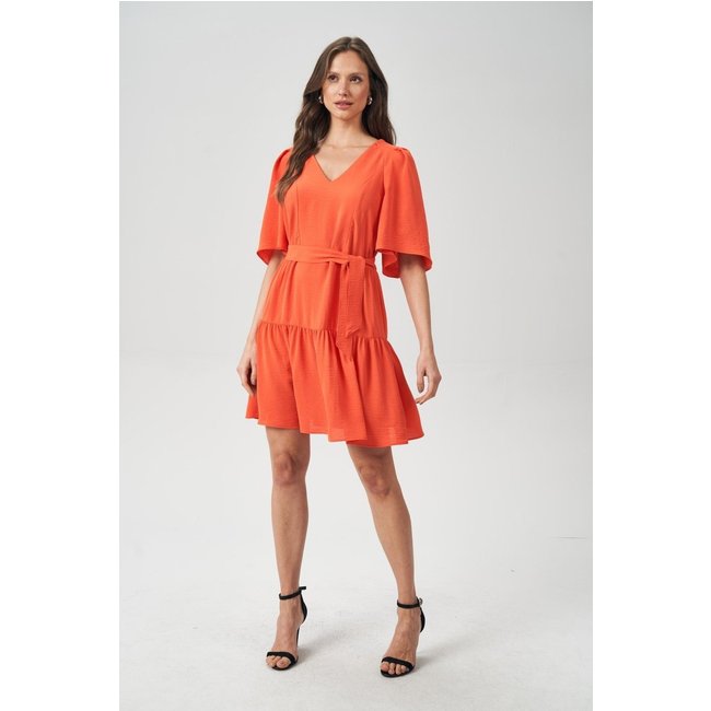 Vestido Curto com Faixa Feminino Acostamento