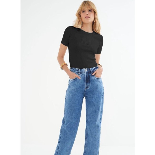 Camiseta Feminina Com Logo Em Alto Relevo Colcci Preto