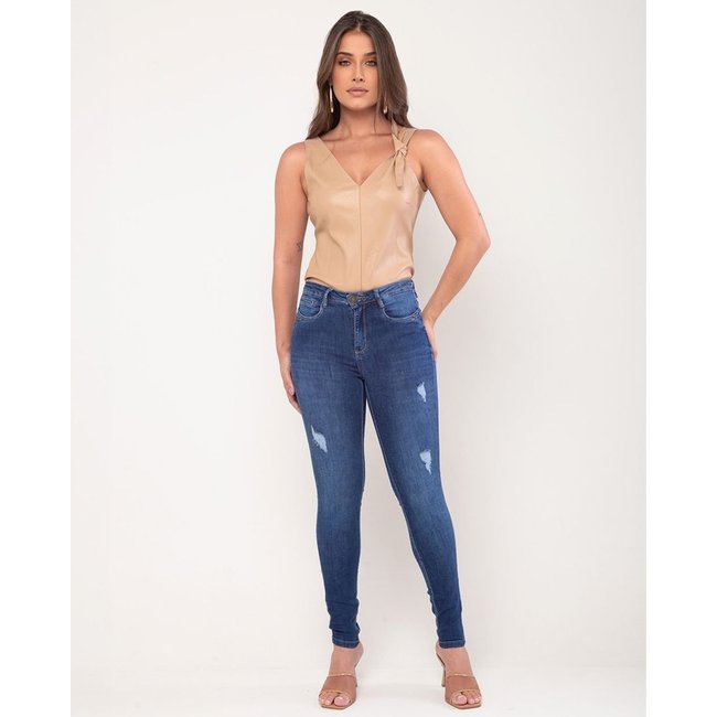 Calça Jeans Feminina Intermediaria com Abertura Lateral Na Barra 22032 Escura Consciência