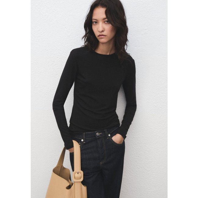 Camiseta Manga Longa Feminina Mango Secondca Preta