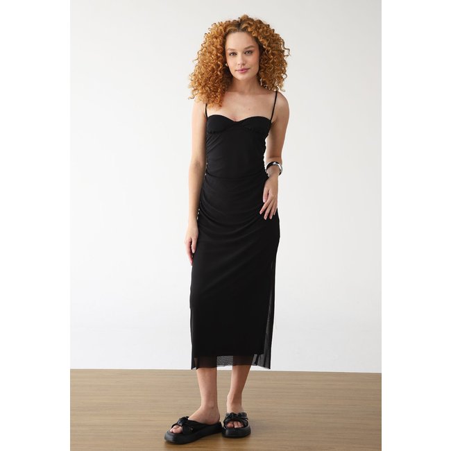 Vestido Tule FARM Midi Franzido Preto