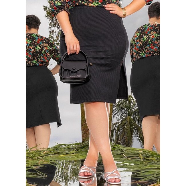 Saia Em Ribana Canelada Preta Marguerite