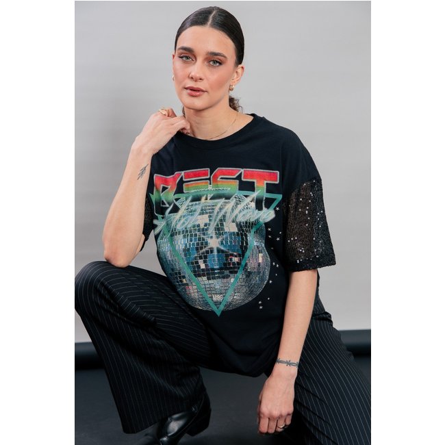 Camiseta T-Shirt Vintage Preta Com Mangas Paetês Best marinaegabriella