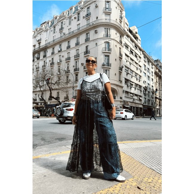 Vestido Amplo De Renda Preta marinaegabriella