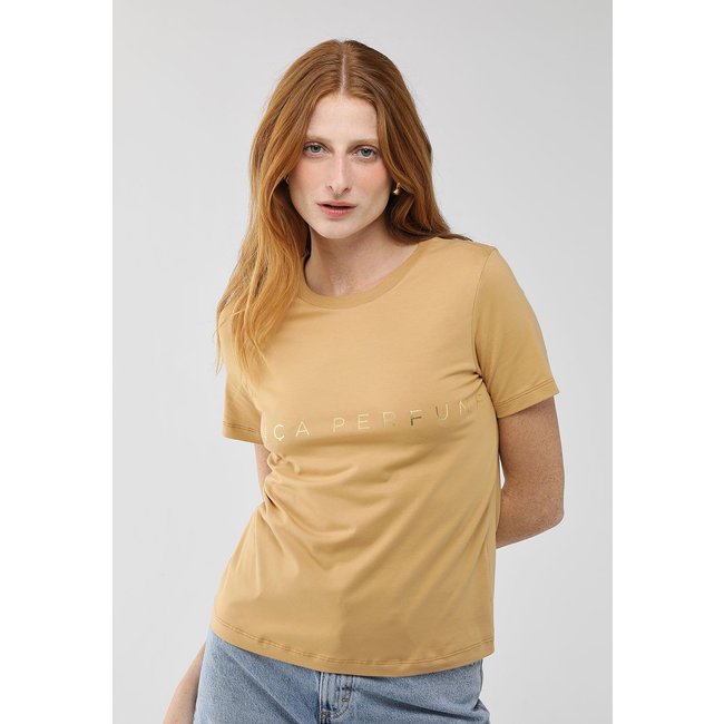 Camiseta Feminina Lança Perfume Logo Metalizado Caramelo