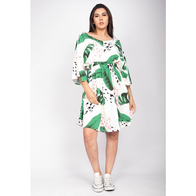 Vestido Curto CabanaFree Caaxixá Viscose com Cordão na Cintura Estampa Folhagem Poética