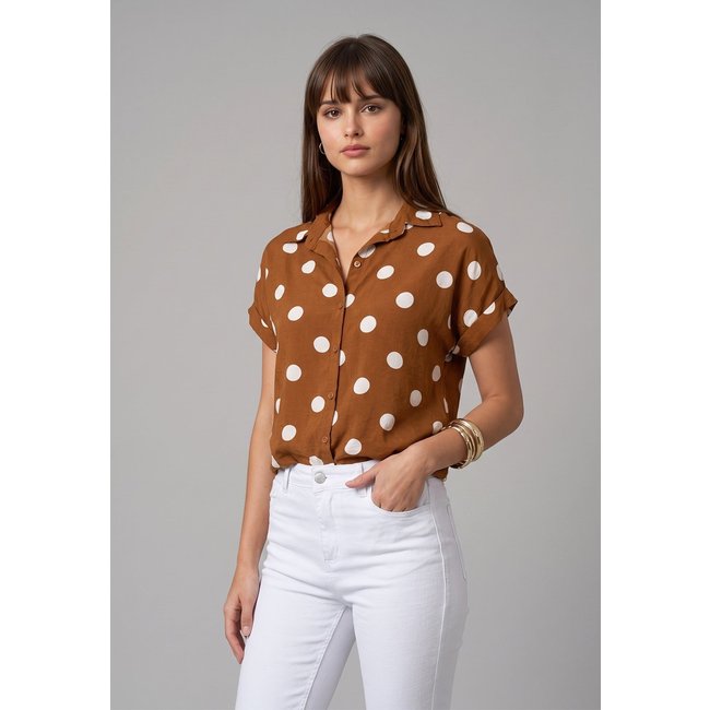 Camisa Intens Manga Curta Viscose Caramelo Poá