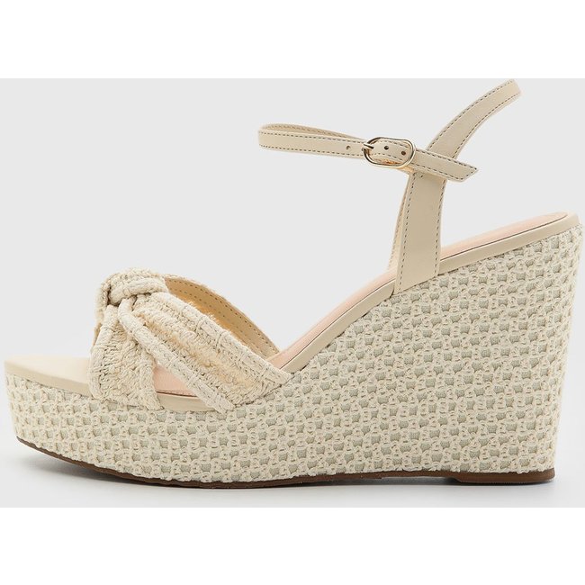 Sandália Feminina Arezzo Salto Anabela Textura Tramada Off-White
