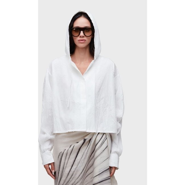Camisa capuz cropped wrinkle tricoline OSKLEN