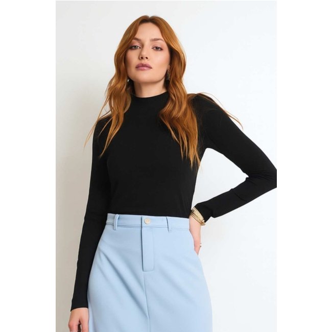 Blusa Vanibele Malha Preta