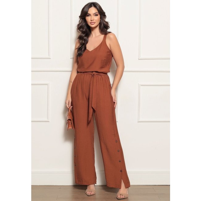 Conjunto Calça Pantalona com Botões na Barra e Regata com alça larga Tecido Premium - Marrom