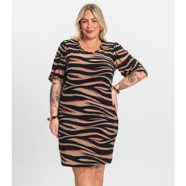 Vestido Malha Fria Plus Infinita Cor Marrom