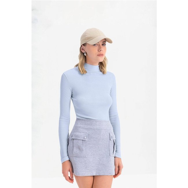 Blusa Feminina Gola Alta Em Ribana Essendi Azul Claro Azul