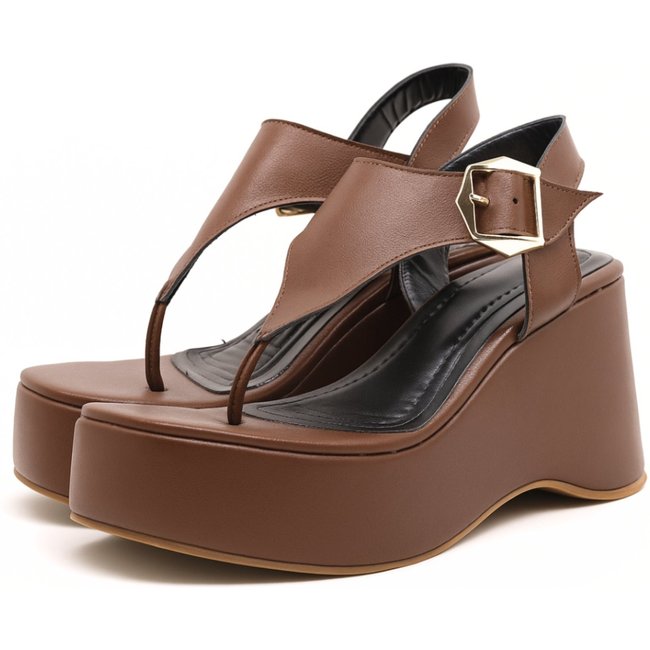 Sandália Anabela Fivela Lateral 9002 Floter Cacau Flor da Pele