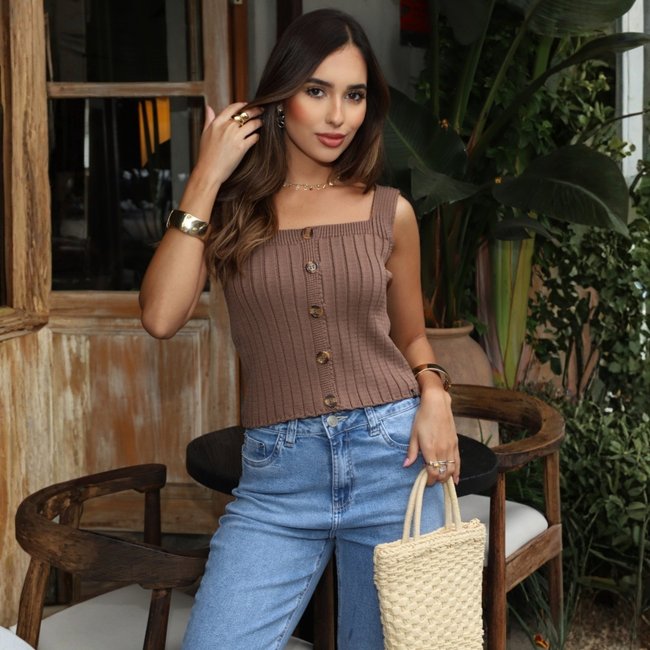 Blusa Tricot Decote Quadrado com Botão Revanche Feminino Oeiras