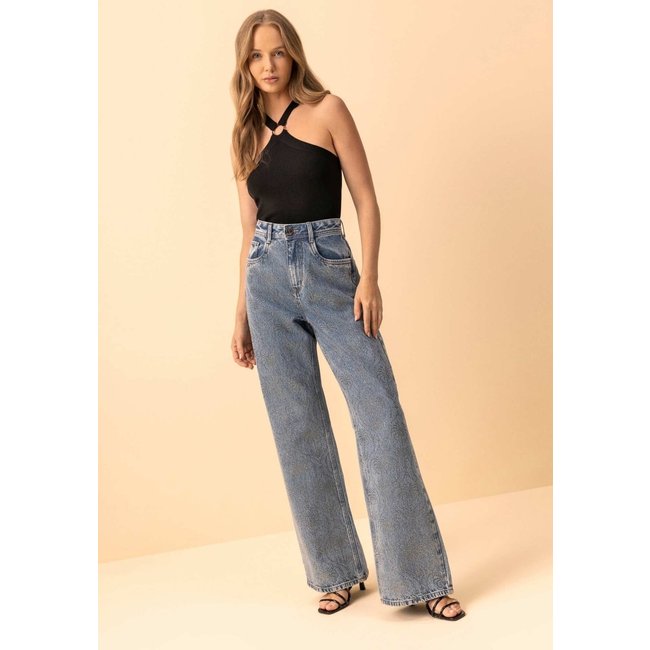Calça Jeans Wide Leg Com Cintura Alta E Aplicações De Strass