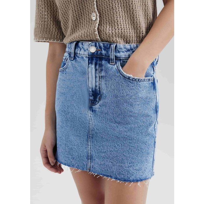 Saia Jeans Cintura Média Barra A Fio