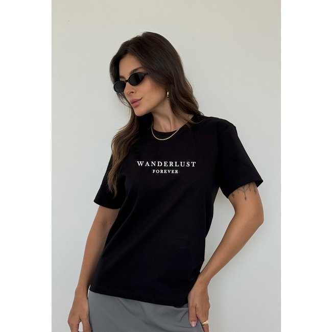 Camiseta Cianitas Preta Estampa Wanderlust