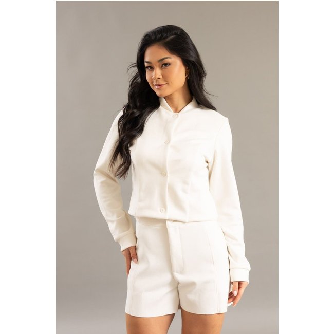 Casaco Feminino em Suede Curto com Recortes Manga longa Dialogo Jeans Off White