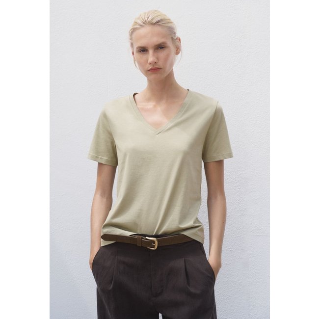 Camiseta Feminina Mango Decote V Bege