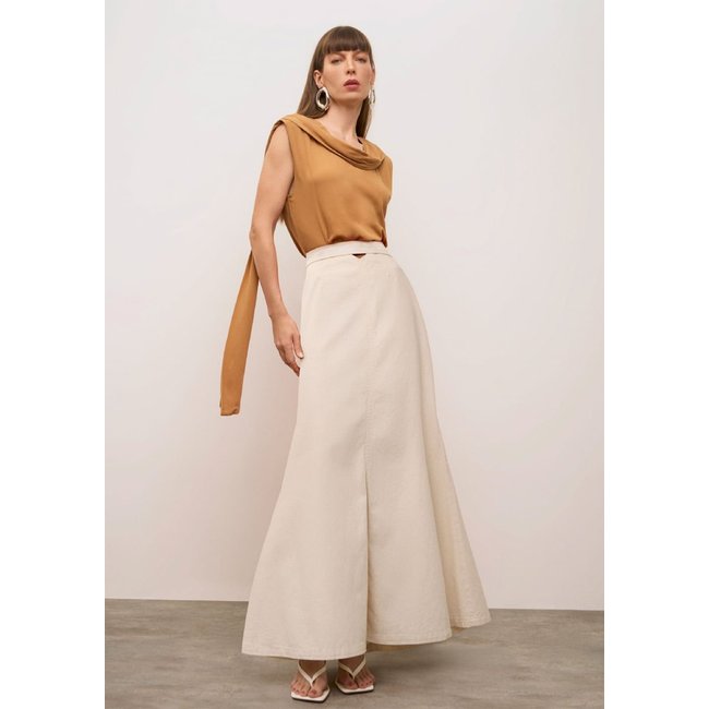 Blusa Iódice Solta Decote V Manga Curta Padrão Bege