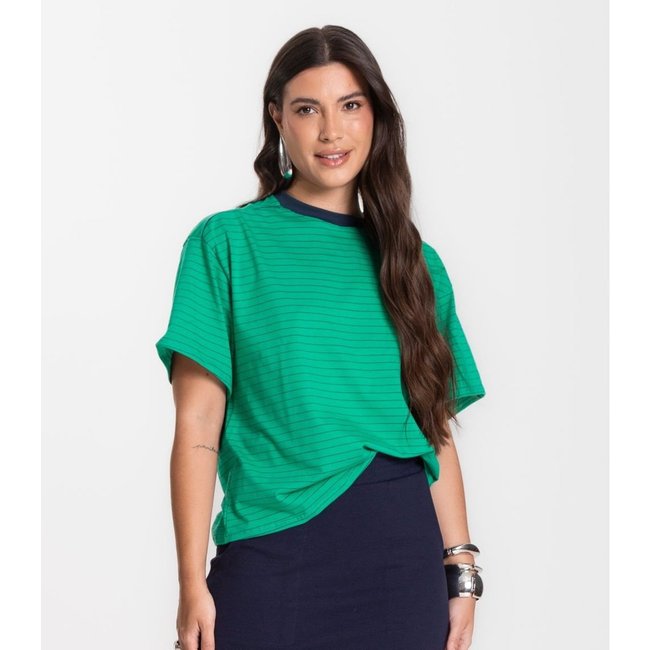 T- Shirt Feminina Infinita Cor Verde