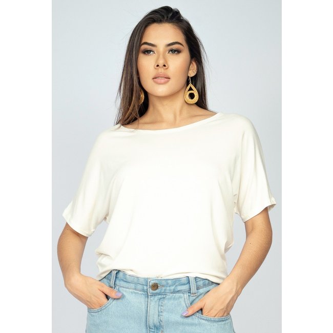 Blusa Morcego Amazonia Vital Malha Gola Canoa Manga Curta Off White