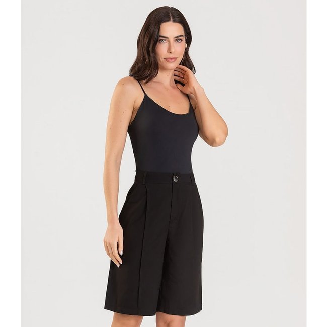 Bermuda Jorts Feminina Reta Em Sarja Dianna Preto