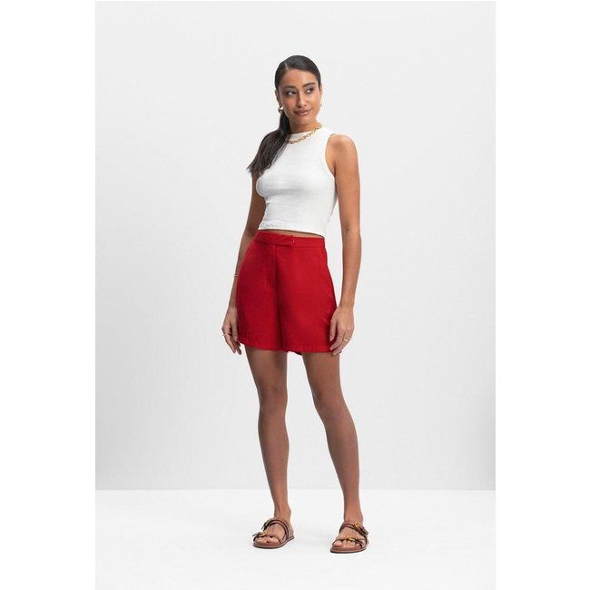 Shorts feminino em alfaiataria Essendi Vermelho